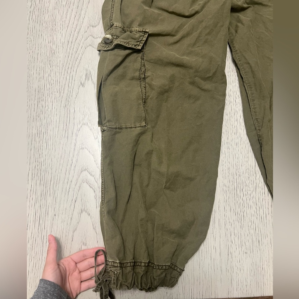Free People Olive Cargo Pants - Picture 4 of 9